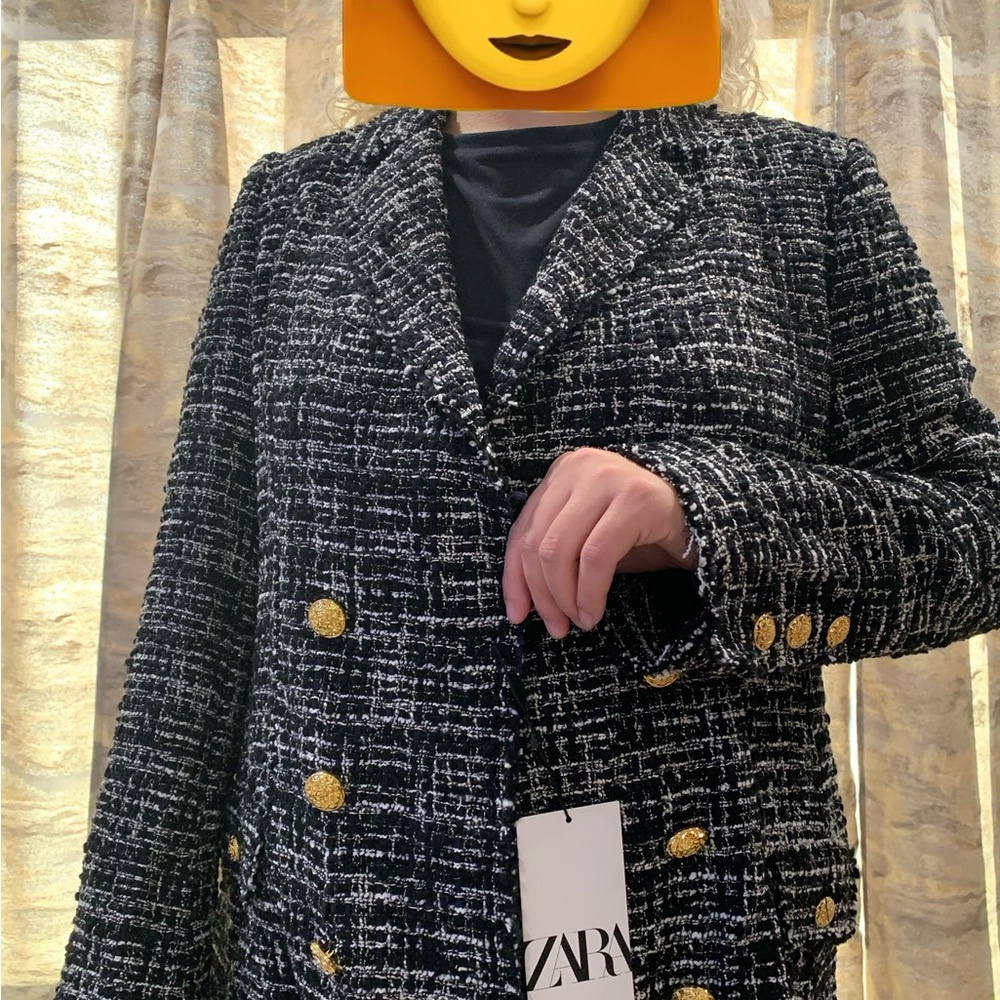 Zara Women's Black and White Tweed Blazer - Picture 4 of 6